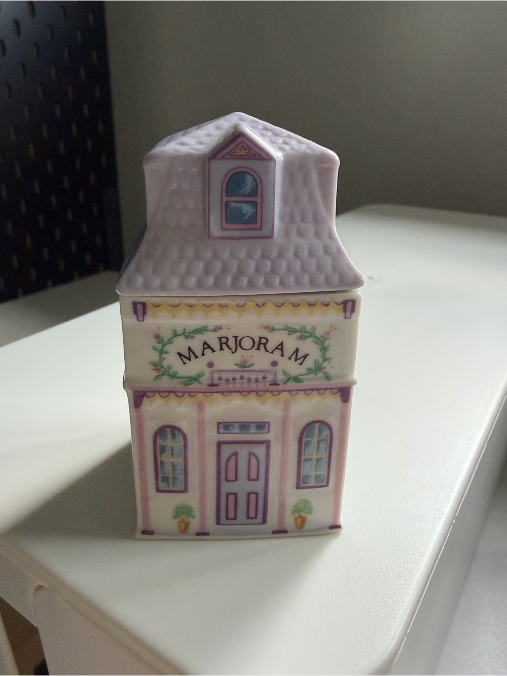 Lenox 1989 spice village - Marjoram